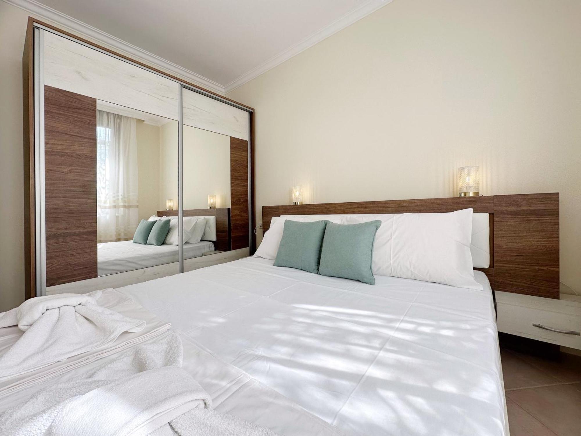 Sm Lovely Apartments On The First Line In Sozopol Esterno foto